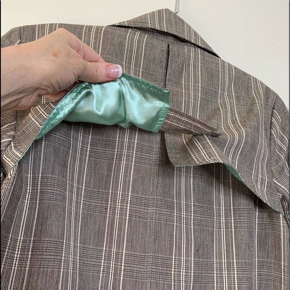 Plugg Double Breasted Cropped Swing Jacket - image 5